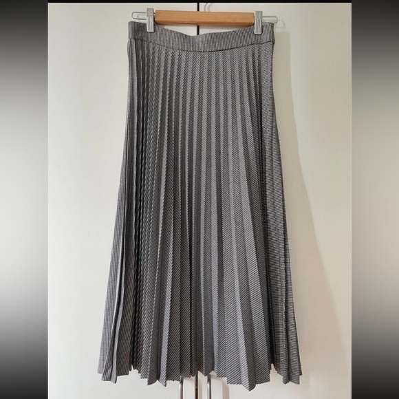 Zara optical pleated skirt - size S - Picture 1 of 6